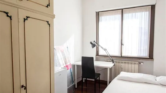 Rooms in Roma Municipio IX – EUR - photo 1