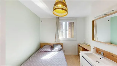 Room for rent in Grenoble, Auvergne-Rhône-Alpes