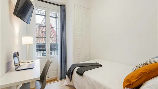 Rooms in Madrid Centro - photo 6