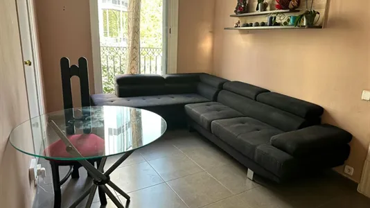 Rooms in Barcelona Ciutat Vella - photo 10