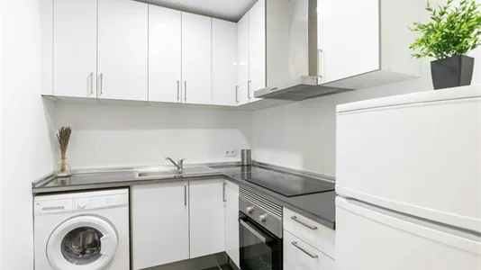 Apartments in Barcelona Ciutat Vella - photo 8