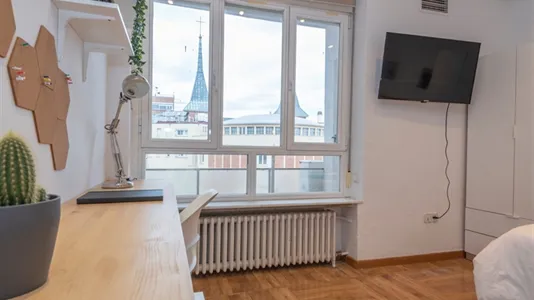 Rooms in Madrid Chamberí - photo 5