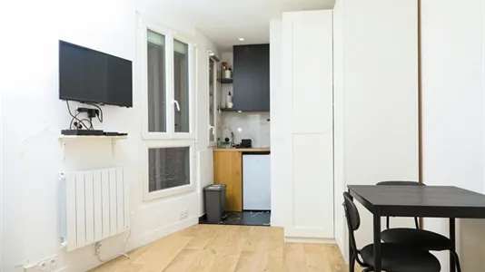 Apartments in Paris 17ème arrondissement - photo 2