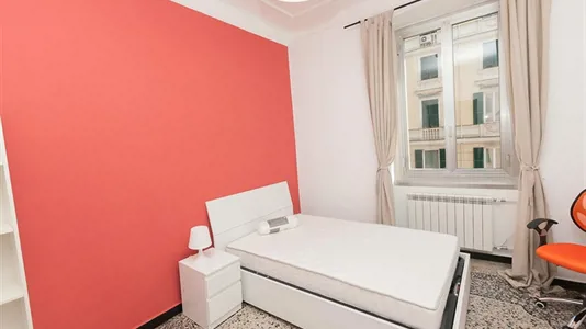 Rooms in Genoa - photo 3