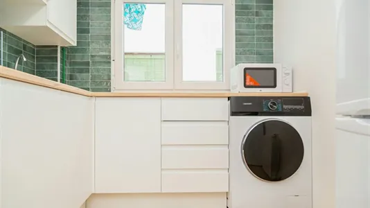 Rooms in Zaragoza - photo 9