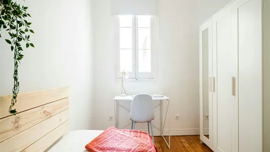Rooms in Madrid Chamberí - photo 8