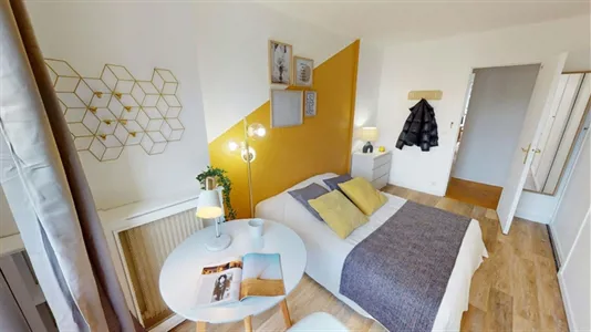 Rooms in Paris 17ème arrondissement - photo 2