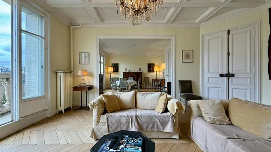 Apartments in Paris 14ème arrondissement - Montparnasse - photo 3