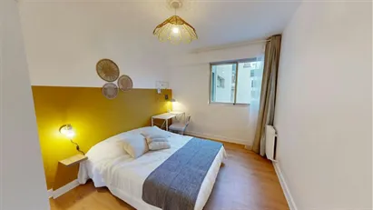 Room for rent in Paris 17ème arrondissement, Paris