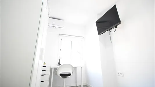 Rooms in Valencia Algirós - photo 10