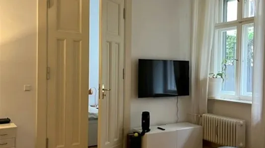 Rooms in Berlin Charlottenburg-Wilmersdorf - photo 1