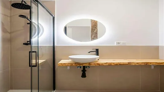 Rooms in Madrid Centro - photo 4