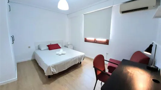 Rooms in Burjassot - photo 4