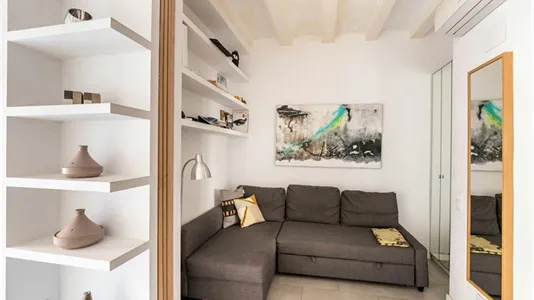 Apartments in Barcelona Ciutat Vella - photo 9