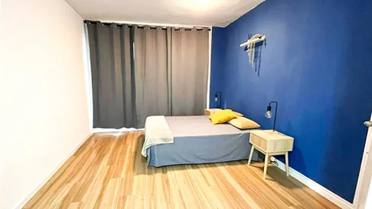 Rooms in Barcelona Eixample - photo 2