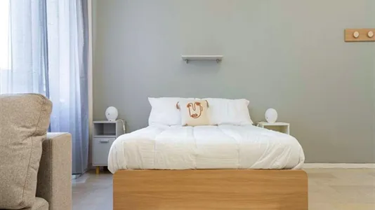 Rooms in Milano Zona 4 - Vittoria, Forlanini - photo 1