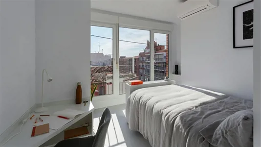 Rooms in Madrid Fuencarral-El Pardo - photo 2