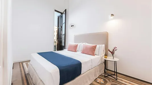 Apartments in Barcelona Ciutat Vella - photo 8