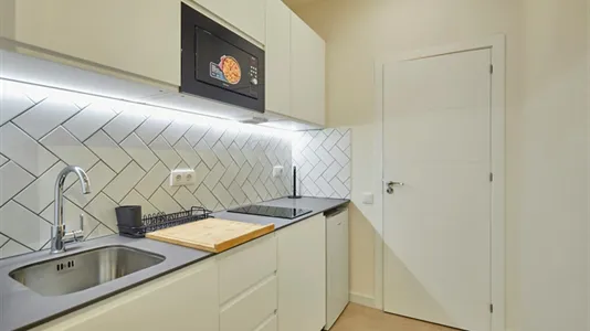 Apartments in Barcelona Ciutat Vella - photo 8