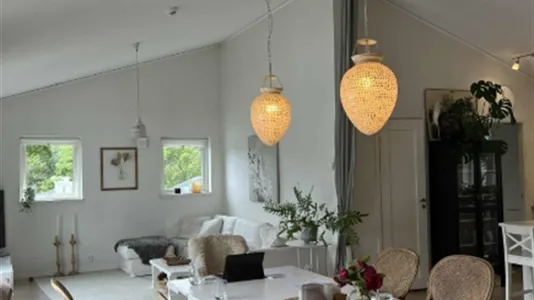 Houses in Huddinge - photo 1