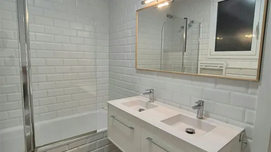 Rooms in Barcelona Sants-Montjuïc - photo 7