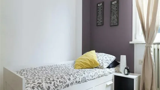 Rooms in Milano Zona 2 - Stazione Centrale, Gorla, Turro, Greco, Crescenzago - photo 1