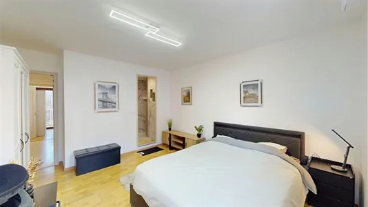 Rooms in Saint-Julien-en-Genevois - photo 5