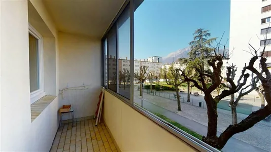 Apartments in Grenoble - photo 3