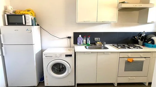 Rooms in Roma Municipio VI – Roma Delle Torri - photo 6