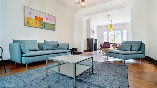 Rooms in Charleroi - photo 4