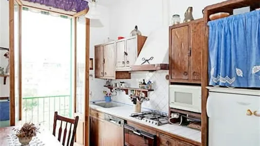 Rooms in Florence - photo 8