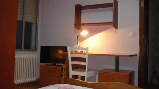 Rooms in Salamanca - photo 4