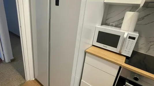 Rooms in Barcelona Eixample - photo 7