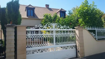 House for rent in Argenteuil, Île-de-France