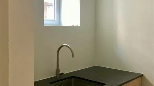 Houses in Brussels Sint-Jans-Molenbeek - photo 9