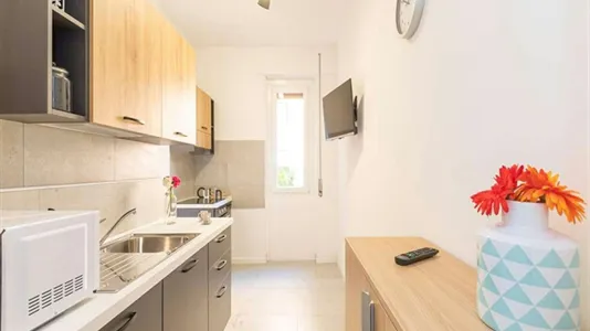 Rooms in Milano Zona 8 - Fiera, Gallaratese, Quarto Oggiaro - photo 9