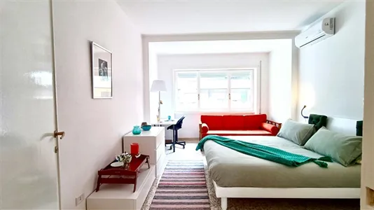 Rooms in Roma Municipio VIII – Appia Antica - photo 1