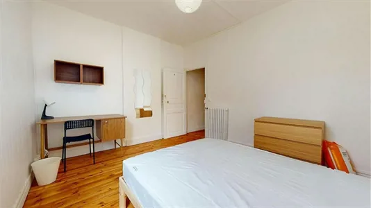 Rooms in Clermont-Ferrand - photo 3