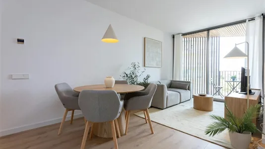 Apartments in Barcelona Eixample - photo 2