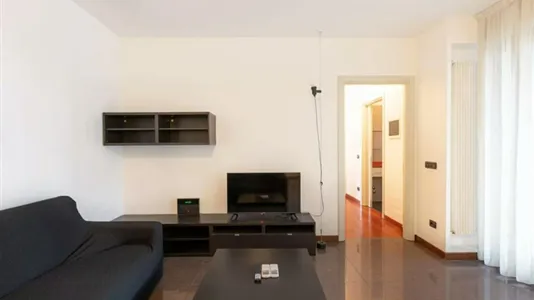 Apartments in Milano Zona 8 - Fiera, Gallaratese, Quarto Oggiaro - photo 4