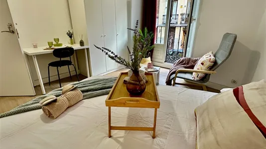 Rooms in Madrid Centro - photo 5