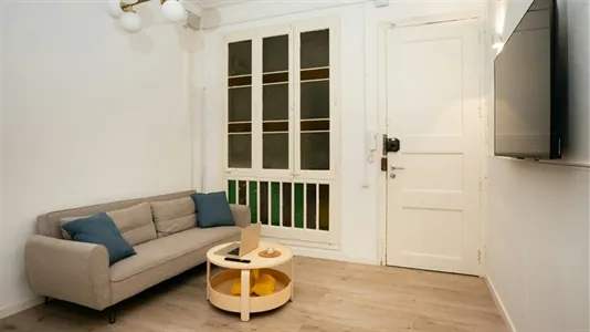 Rooms in Barcelona Eixample - photo 6