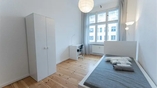 Rooms in Berlin Friedrichshain-Kreuzberg - photo 1