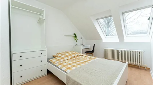 Rooms in Berlin Steglitz-Zehlendorf - photo 1