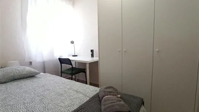 Room for rent in Madrid Moncloa-Aravaca, Madrid