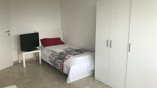 Rooms in Castellanza - photo 2