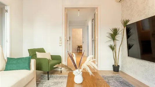 Rooms in Barcelona Eixample - photo 10