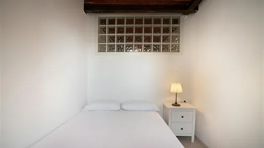 Apartments in Barcelona Ciutat Vella - photo 8