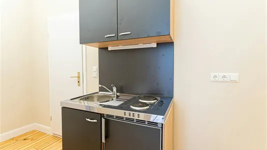 Rooms in Berlin Charlottenburg-Wilmersdorf - photo 6