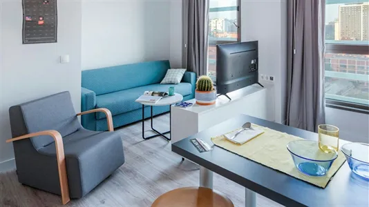 Apartments in Barcelona Les Corts - photo 1